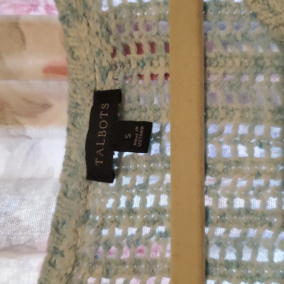 Talbot's womans sweater. It's more aqua color than looks in picture. Never worn - Picture 2 of 3